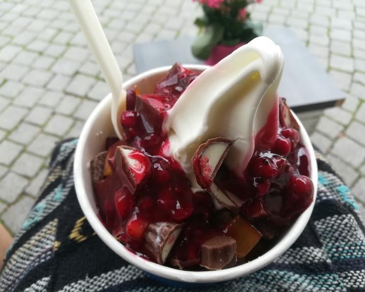 fröhlich Frozen Yogurt,Kaffee & mehr!